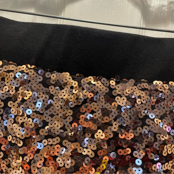 NWT Torrid Black Gold Sequins Straight Pencil Knee Skirt Cocktail Disco Size 1 - Picture 4 of 5